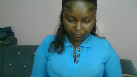 naughti_garlie online show from March 2026 05:18:02 PM