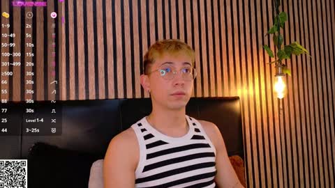 Christopher  Chris online show from January 2025 12:14:01 PM