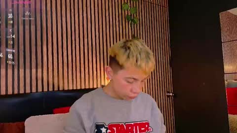 Christopher  Chris online show from February 2025 12:17:02 PM