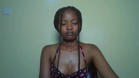 naughty_aura online show from January 2026 04:16:01 AM