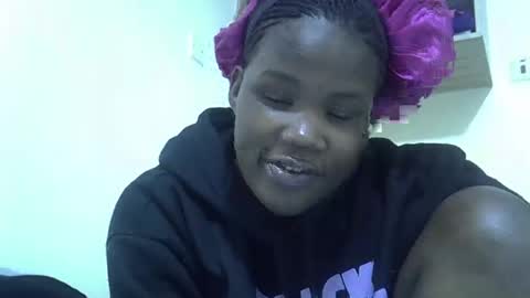 Snapshot of naughty_baddie5 chatting on November 2025 10:36:02 AM candy online show from November 2025 10:36:02 AM