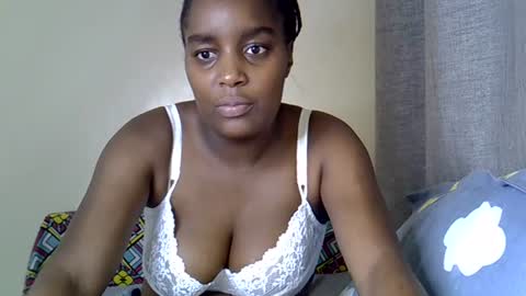 Snapshot of naughty_booby chatting on June 2026 09:39:02 PM Bettybooby online show from June 2026 09:39:02 PM