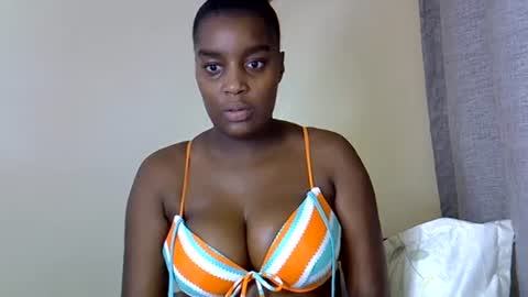 Snapshot of naughty_booby chatting on June 2026 10:25:01 PM Bettybooby online show from June 2026 10:25:01 PM