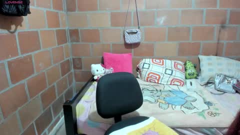 Snapshot of naughty_devil24 chatting on November 2025 04:47:01 PM Konan online show from November 2025 04:47:01 PM