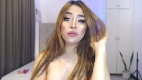 Queen Jess online show from June 2026 03:34:02 PM