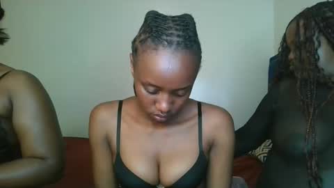 naughty_ellaa online show from September 2025 06:22:01 PM