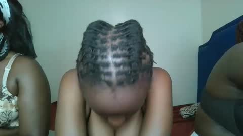 naughty_ellaa online show from September 2025 05:29:02 PM
