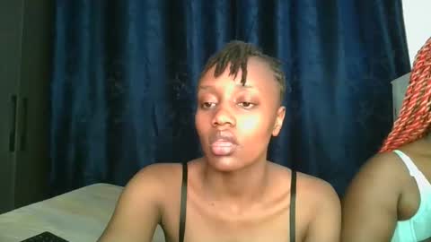 naughty_ellaa online show from October 2025 05:35:02 PM