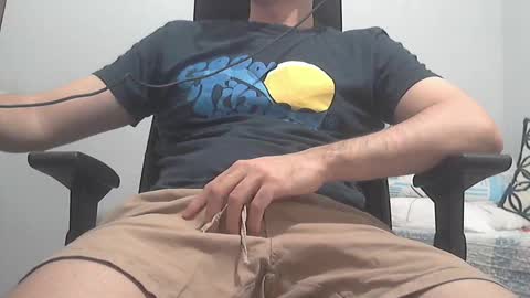 Snapshot of naughty_enzo chatting on November 2025 12:43:02 AM Enzo online show from November 2025 12:43:02 AM