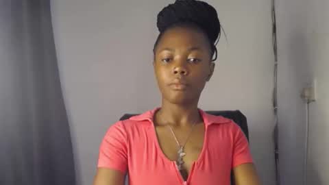 Zoey online show from November 2025 10:26:02 AM