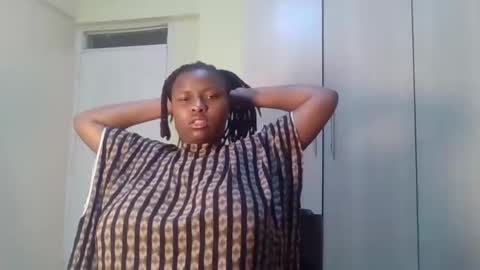 naughty_jazmine online show from October 2025 06:47:01 AM