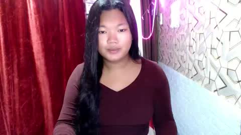 Snapshot of naughty_kate18 chatting on April 2026 10:11:01 PM KATE online show from April 2026 10:11:01 PM