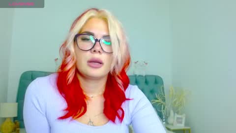 Maria  online show from October 2025 07:34:02 PM