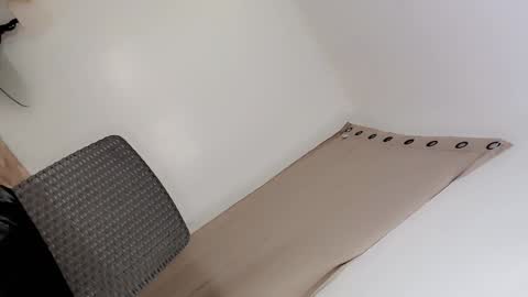 QUEEN CATHLEA HERE online show from June 2026 06:57:01 PM