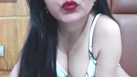 Snapshot of naughty_love489696 chatting on June 2026 05:57:01 PM riya online show from June 2026 05:57:01 PM
