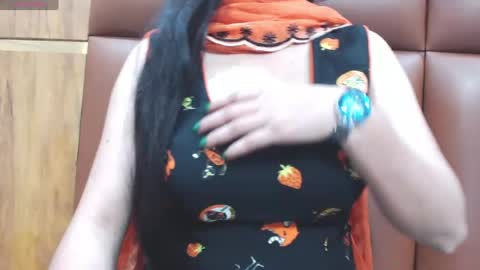 Snapshot of naughty_love489696 chatting on July 2026 06:01:02 PM riya online show from July 2026 06:01:02 PM