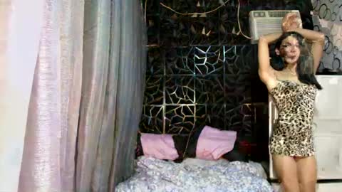 Snapshot of naughty_princess24 chatting on July 2026 05:44:01 PM Ariela online show from July 2026 05:44:01 PM