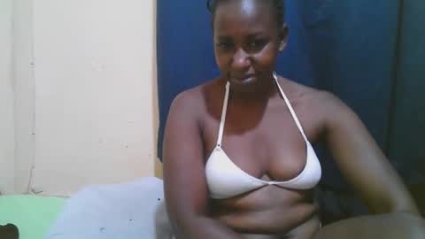 Snapshot of naughty_slender2 chatting on April 2026 04:09:01 PM jn online show from April 2026 04:09:01 PM
