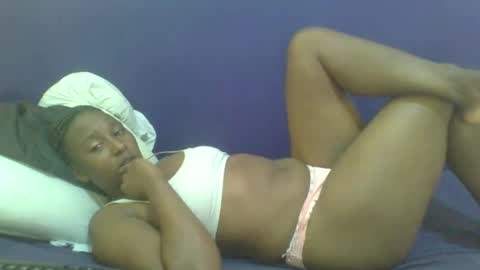 Snapshot of naughty_slender2 chatting on May 2026 02:33:02 PM jn online show from May 2026 02:33:02 PM
