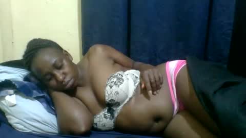 Snapshot of naughty_slender2 chatting on May 2026 02:06:01 AM jn online show from May 2026 02:06:01 AM
