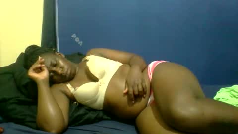 Snapshot of naughty_slender2 chatting on June 2026 01:28:02 AM jn online show from June 2026 01:28:02 AM