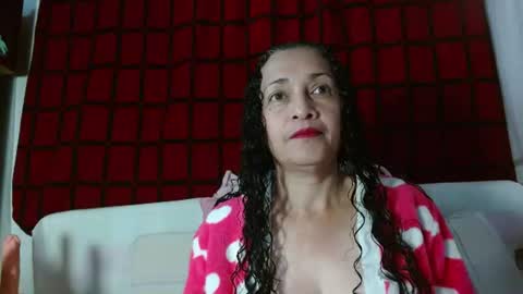 Snapshot of naughty_tita chatting on June 2026 09:31:02 AM Tita Madurita online show from June 2026 09:31:02 AM