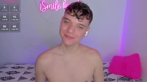 Snapshot of naughty_twink_ chatting on June 2026 04:45:02 PM Noah online show from June 2026 04:45:02 PM
