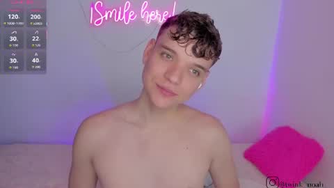 Snapshot of naughty_twink_ chatting on June 2026 04:30:02 PM Noah online show from June 2026 04:30:02 PM