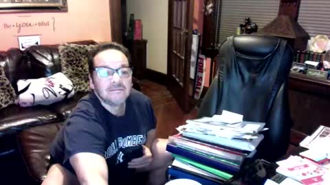 Snapshot of naughtybone chatting on December 2024 07:28:01 AM naughtybone online show from December 2024 07:28:01 AM