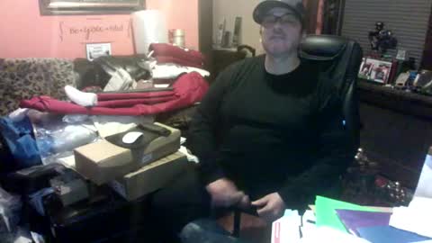 Snapshot of naughtybone chatting on April 2026 04:10:02 AM naughtybone online show from April 2026 04:10:02 AM
