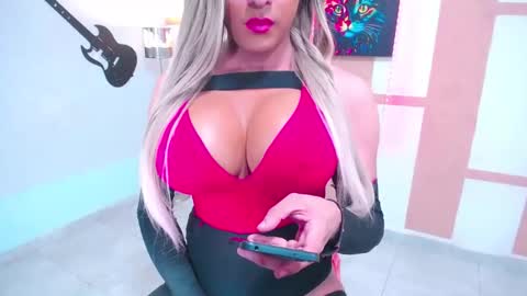 Miabarbarita online show from February 2026 06:15:02 PM