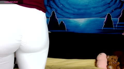 Snapshot of naughtycandy97 chatting on December 2024 04:44:02 PM Sandra online show from December 2024 04:44:02 PM