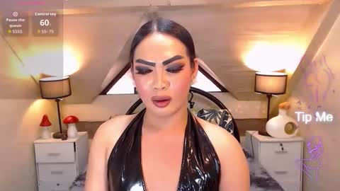 naughtyfridah online show from June 2026 01:39:01 AM
