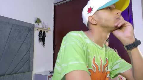 naughtyfusion_os online show from February 2026 12:26:01 PM