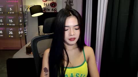 Mitch  online show from December 2025 06:02:01 PM