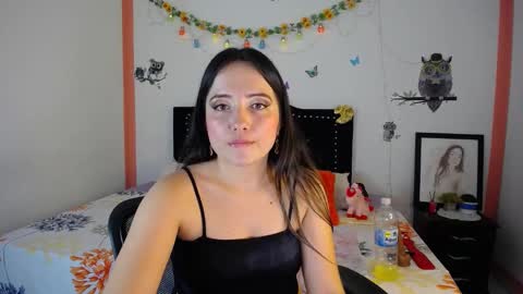 Valeria  online show from February 2025 07:07:01 PM