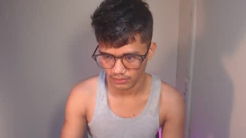 Josh online show from November 2025 08:09:02 PM