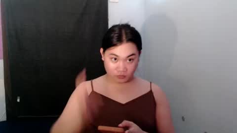 Snapshot of naughtyluna_xxx chatting on July 2026 09:22:02 AM Pretty Luna online show from July 2026 09:22:02 AM