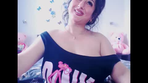 Snapshot of naughtymaya4you chatting on April 2026 10:24:01 AM naughtymaya4you online show from April 2026 10:24:01 AM