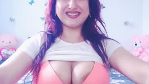 Snapshot of naughtymaya4you chatting on July 2026 04:03:02 PM naughtymaya4you online show from July 2026 04:03:02 PM