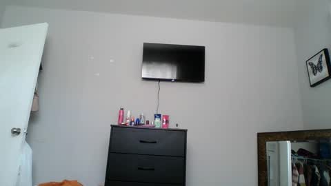 naughtynadia52 online show from February 2026 06:02:01 PM