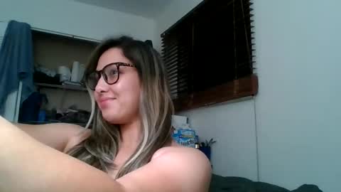 naughtynadia52 online show from March 2026 04:49:01 AM