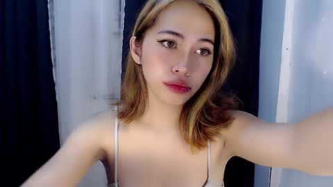 Kyla online show from December 2024 12:18:02 PM