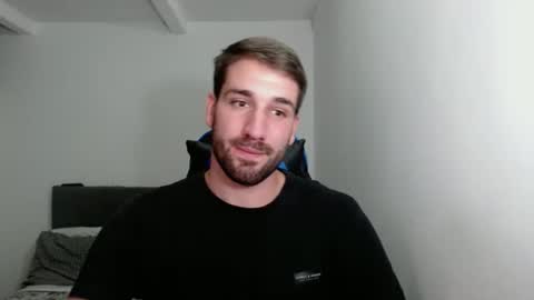 Nico online show from January 2025 08:29:01 PM