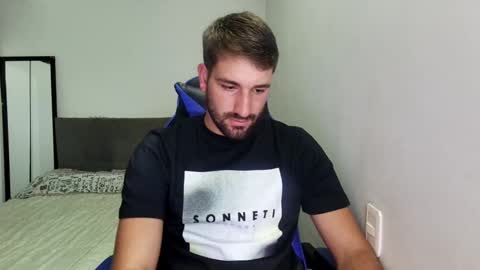 Nico online show from February 2026 09:02:01 PM