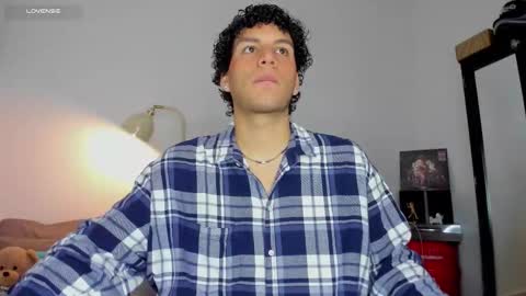 Natan online show from October 2025 04:02:01 AM