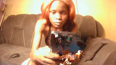 nayela_ online show from April 2026 10:57:02 AM