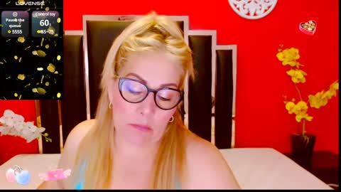 Lady Nayla online show from January 2025 03:51:01 PM