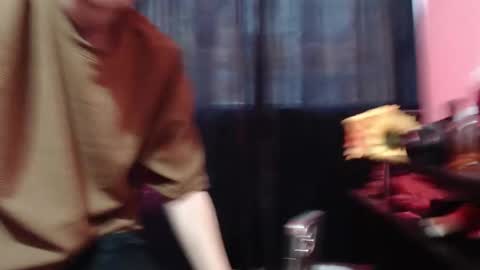 Im Nayton online show from November 2025 11:09:02 AM