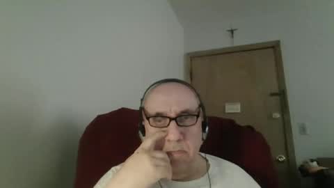 Tom online show from May 2026 11:11:01 PM